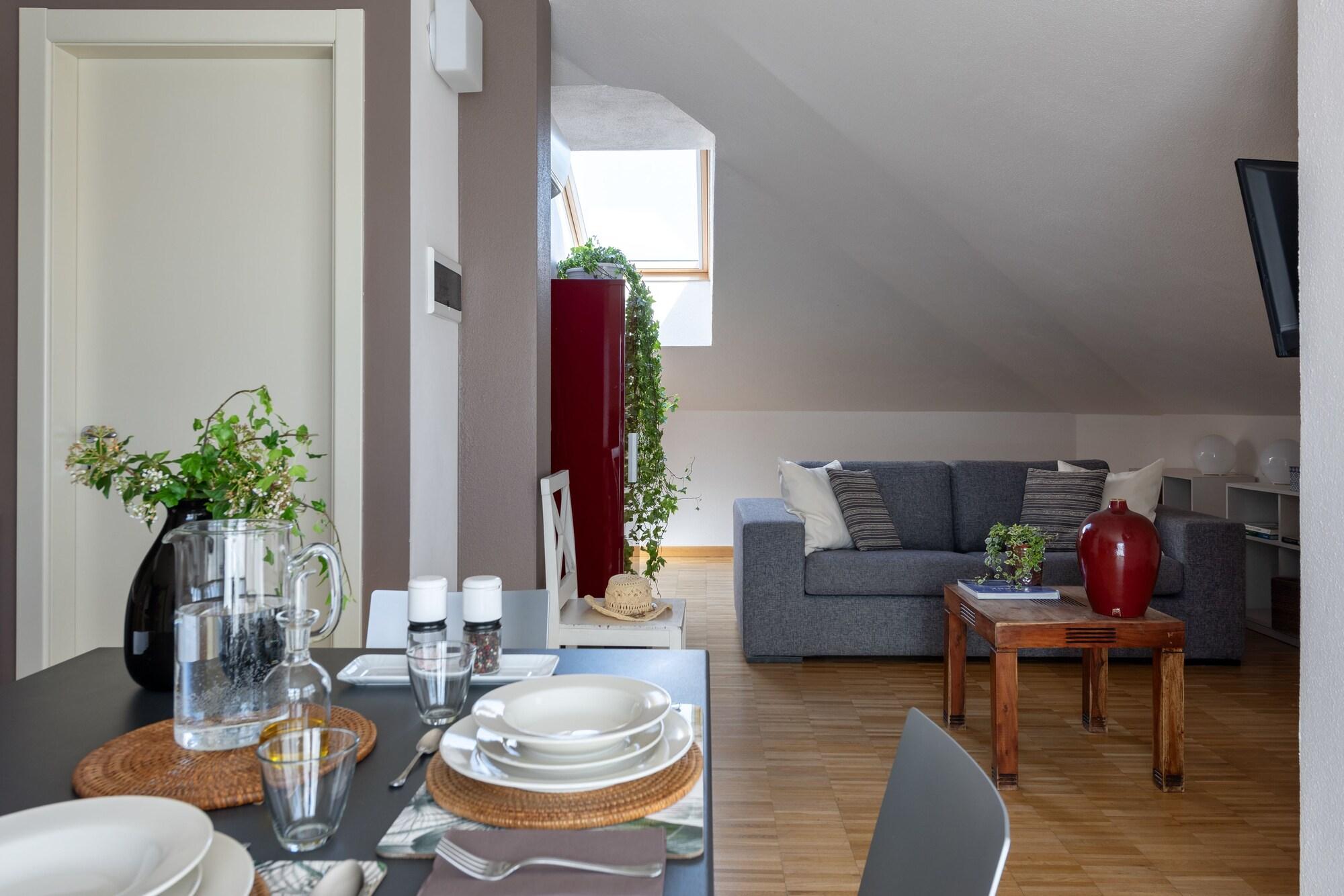 Vialeromadodici Rooms & Apartments Лацизе Екстер'єр фото