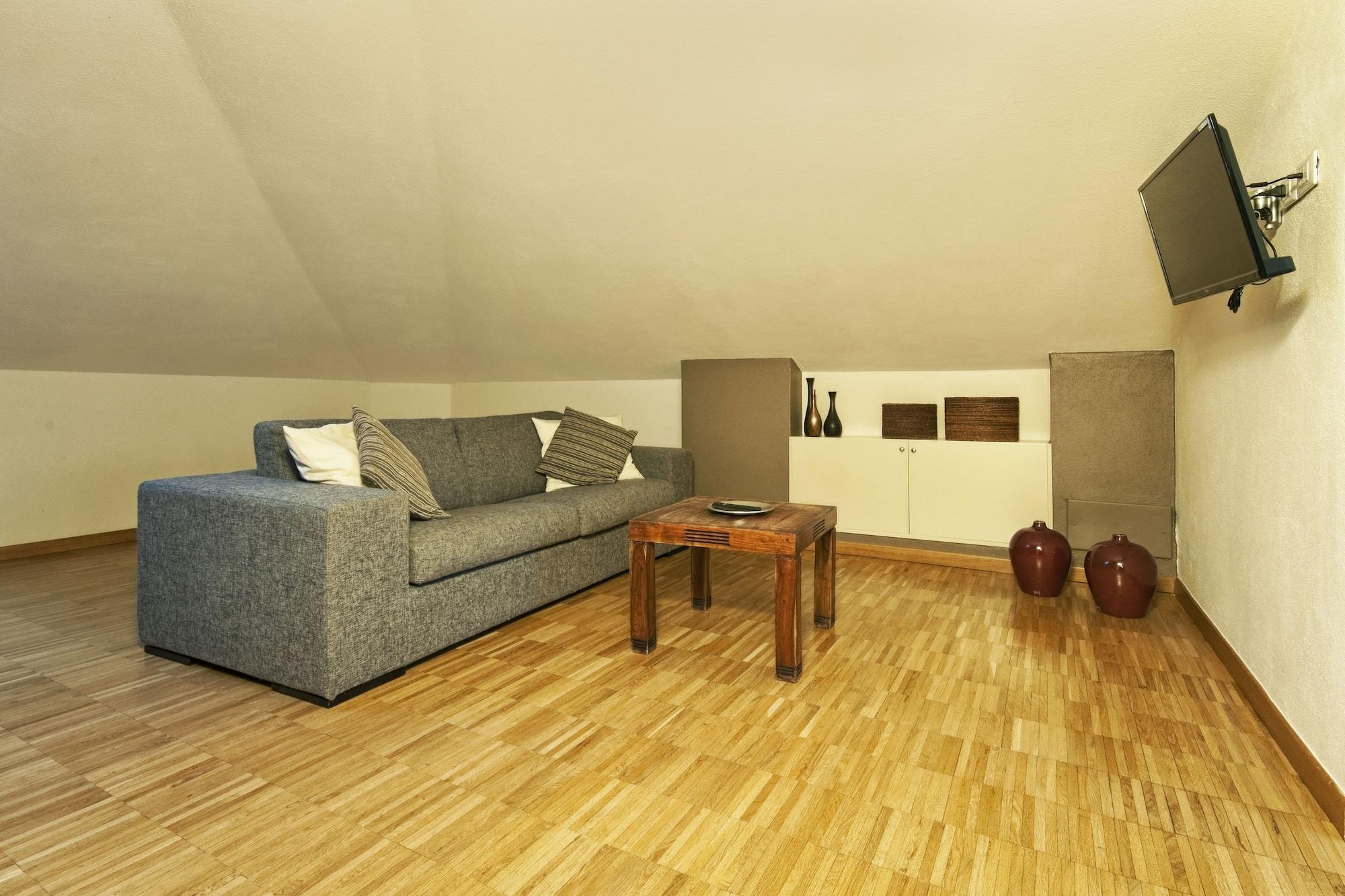 Vialeromadodici Rooms & Apartments Лацизе Екстер'єр фото