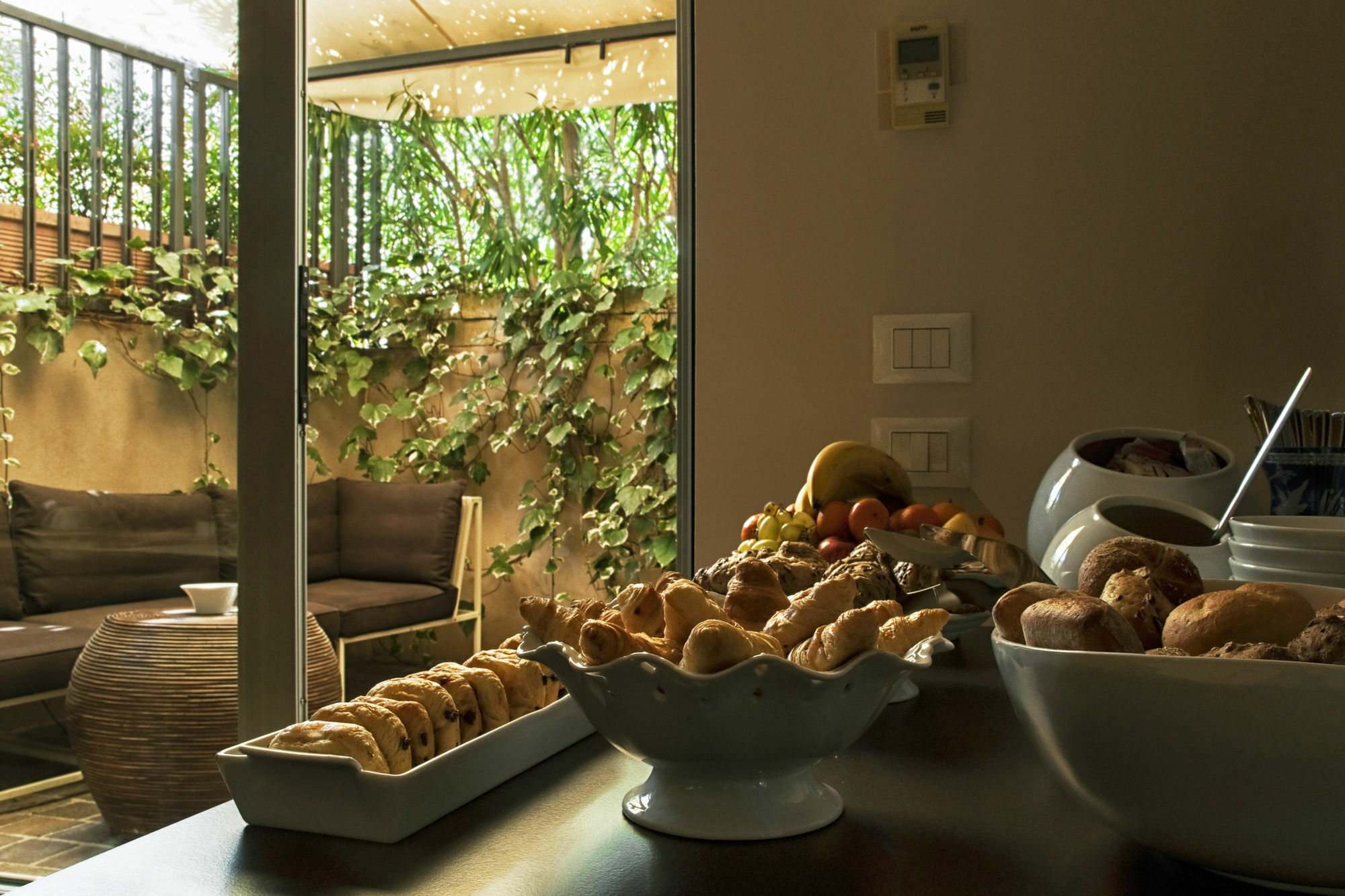 Vialeromadodici Rooms & Apartments Лацизе Екстер'єр фото