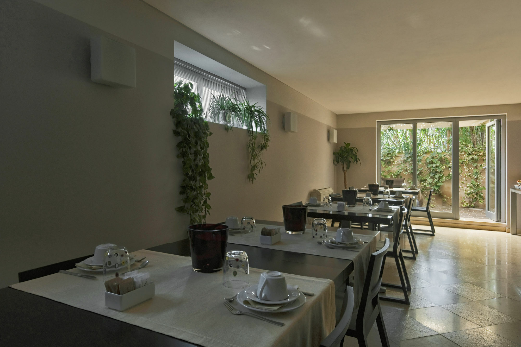 Vialeromadodici Rooms & Apartments Лацизе Екстер'єр фото