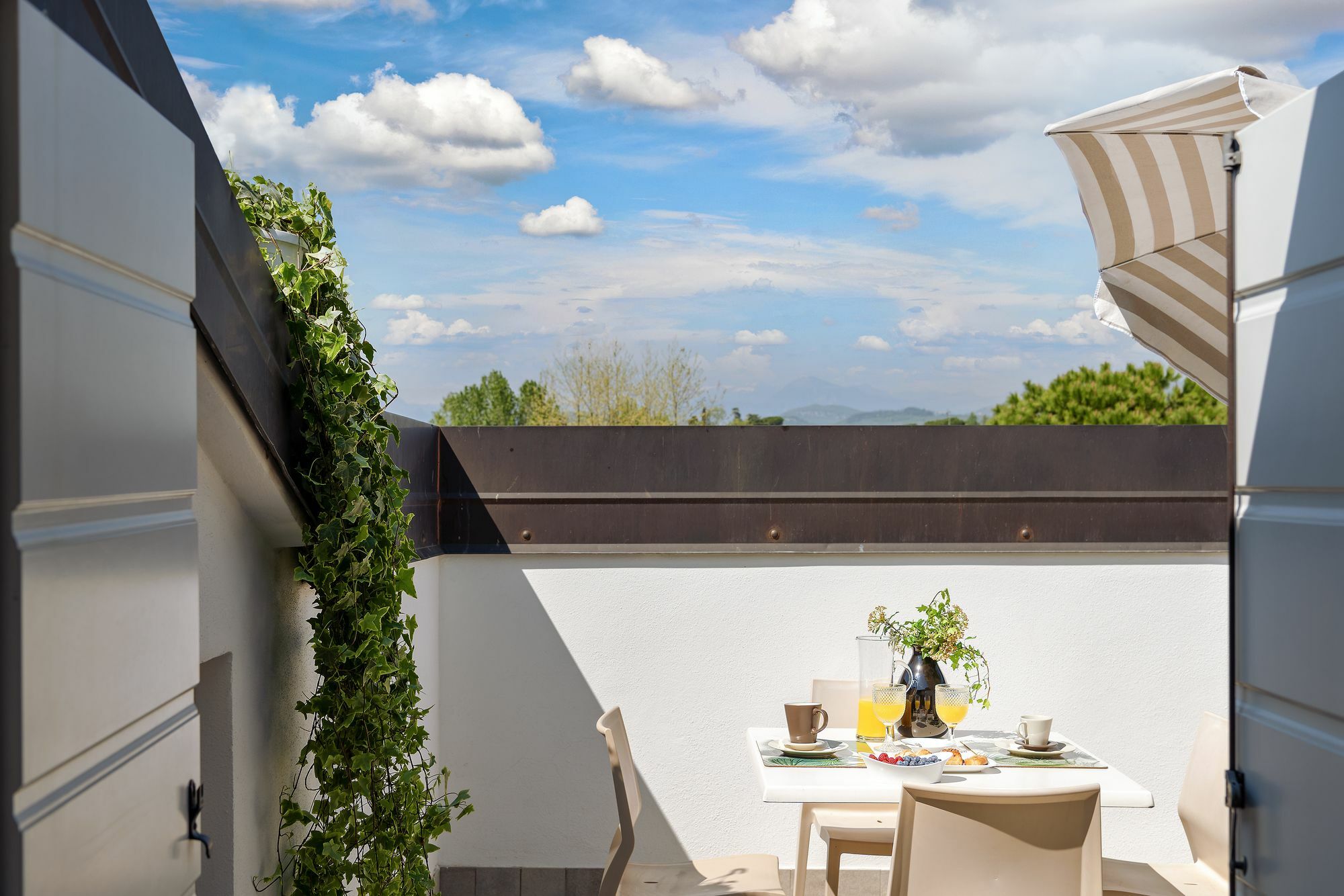 Vialeromadodici Rooms & Apartments Лацизе Екстер'єр фото