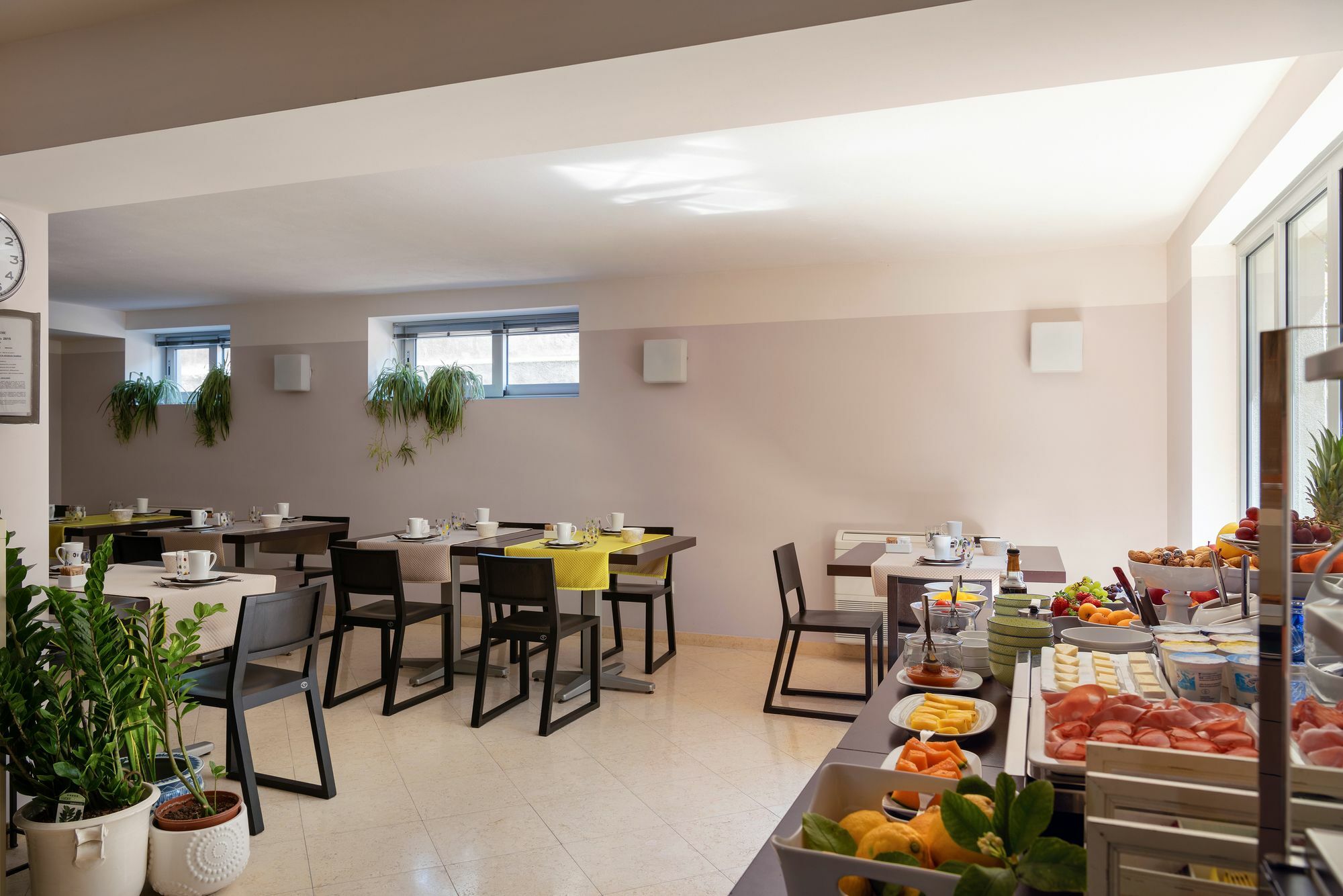 Vialeromadodici Rooms & Apartments Лацизе Екстер'єр фото